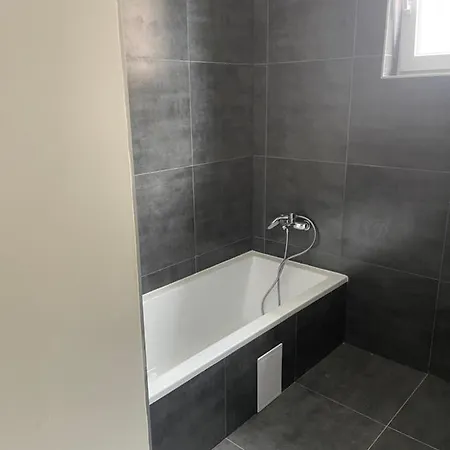 Komfortne Ubytovanie S Garazou Holiday home Zilina