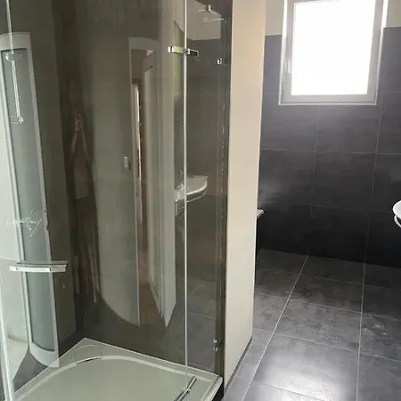 Komfortne Ubytovanie S Garazou