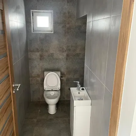 Komfortne Ubytovanie S Garazou Holiday home Zilina