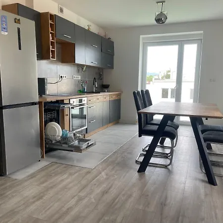 Holiday home Komfortne Ubytovanie S Garazou *